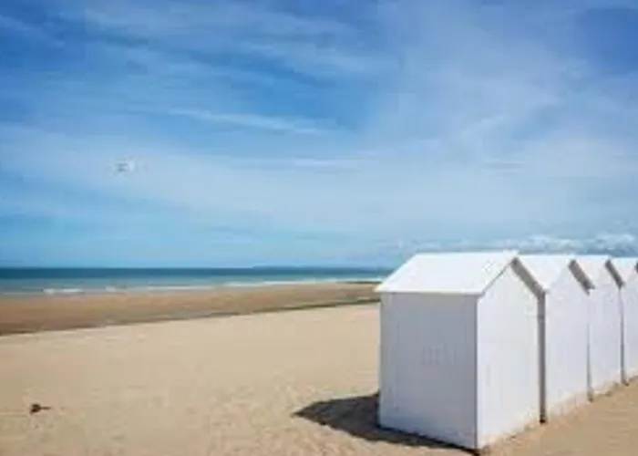 Appartement En Front De à Face Au Casino, 2p équipé Avec Parking Privatif - Fr-1-712-14 Villers-sur-Mer